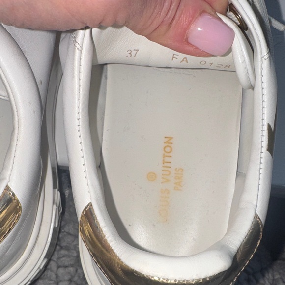 Louis Vuitton White Sneakers - Picture 5 of 6